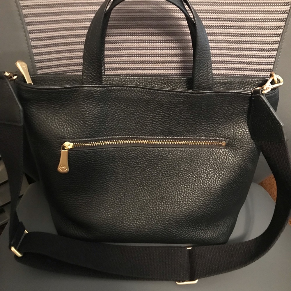 Gigi New York- & FREE GIFT:  Marnie Satchel-pebbled leather, gold hardware